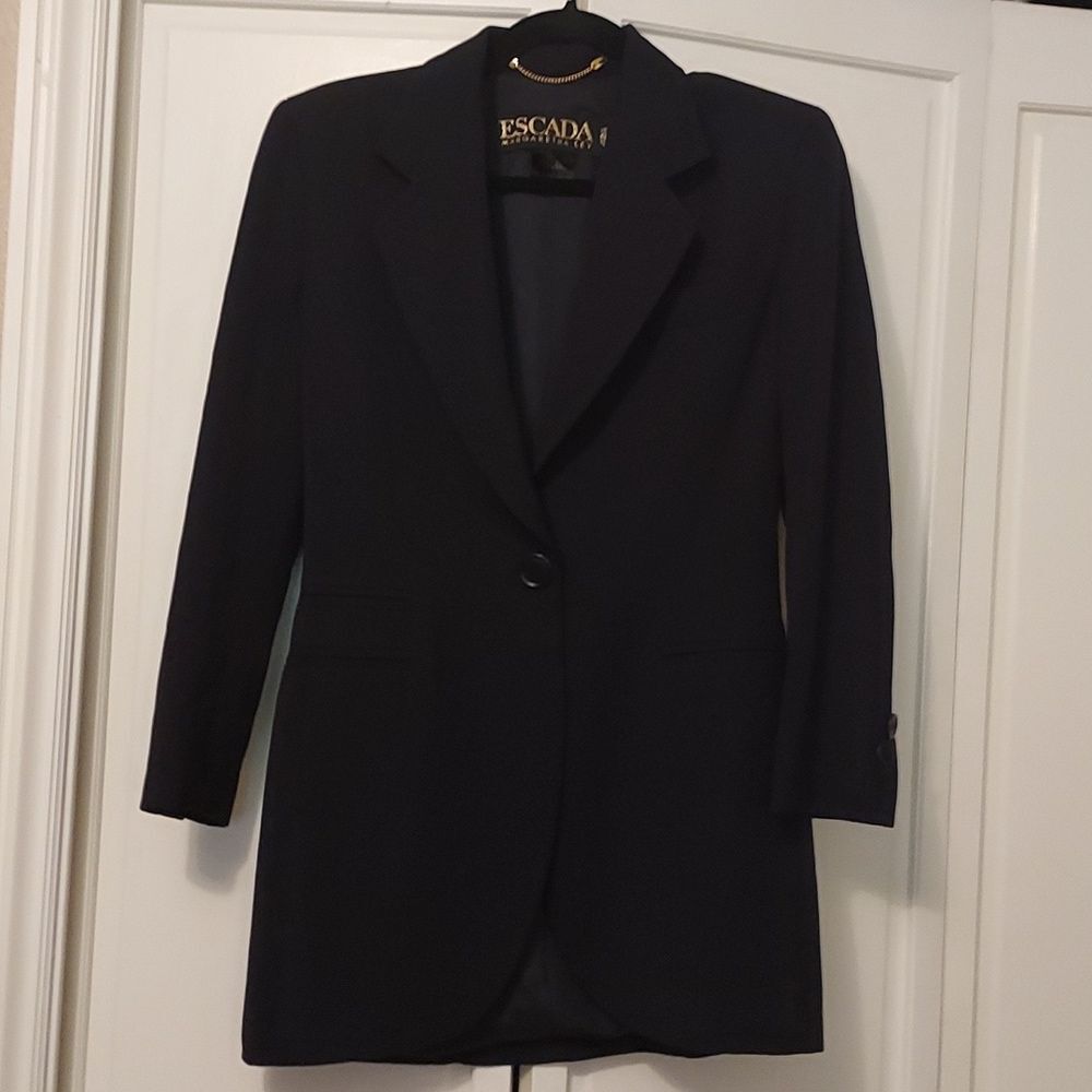 Escada Designer vintage navy blue wool blazer size 34